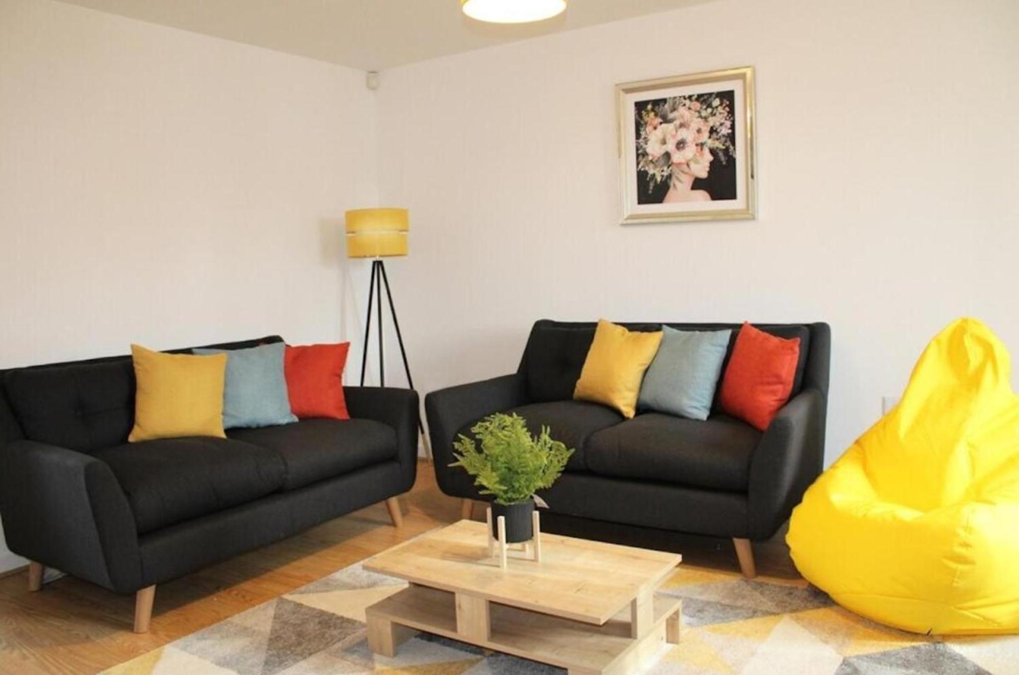 3 Bedroom House By Trinity Short Lets & Serviced With Free Wifi & Parking Cambridge (Cambridgeshire)